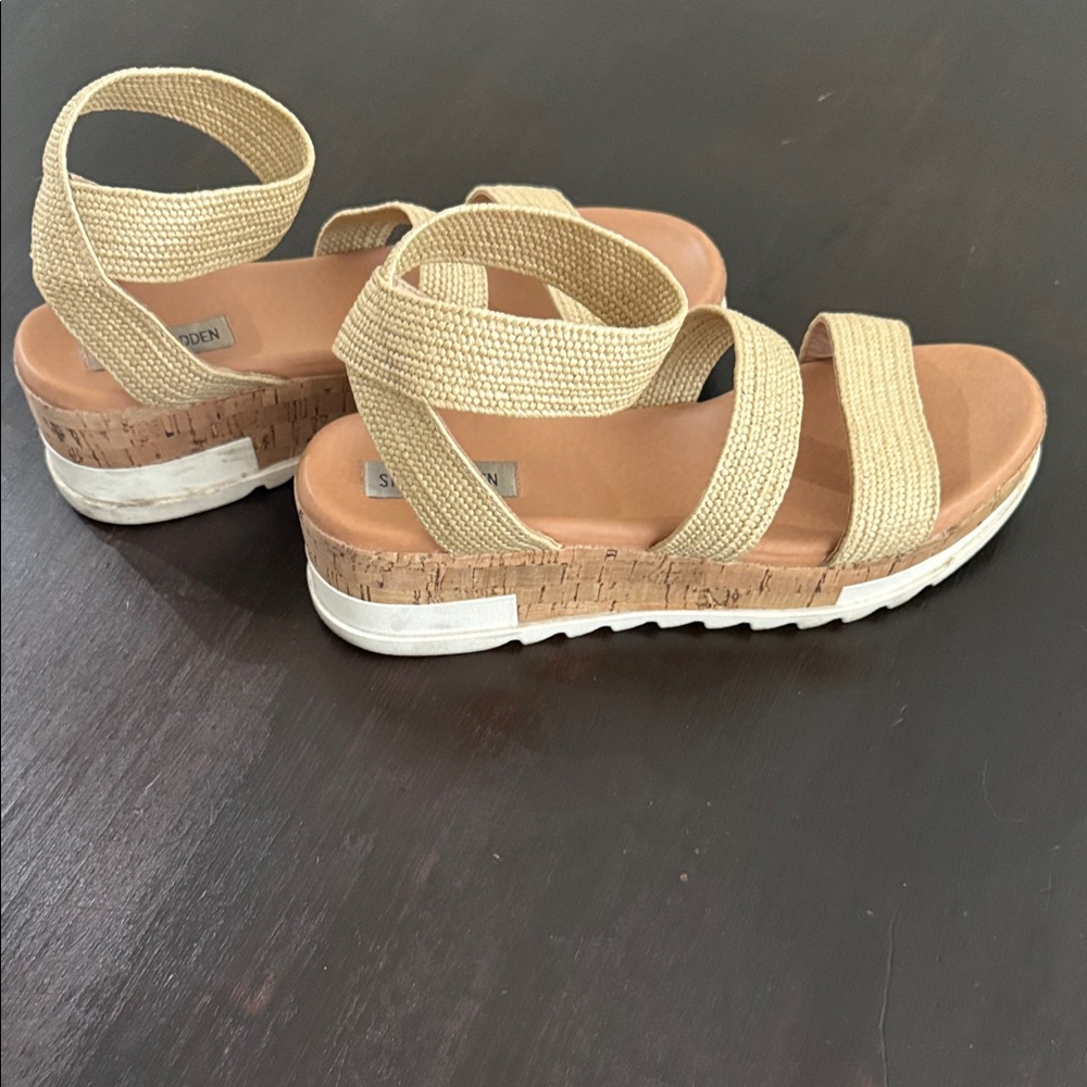 Women's Beige Sandals